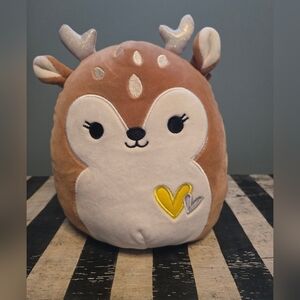 Squishmallows "Dawn The Fawn" Stuffy